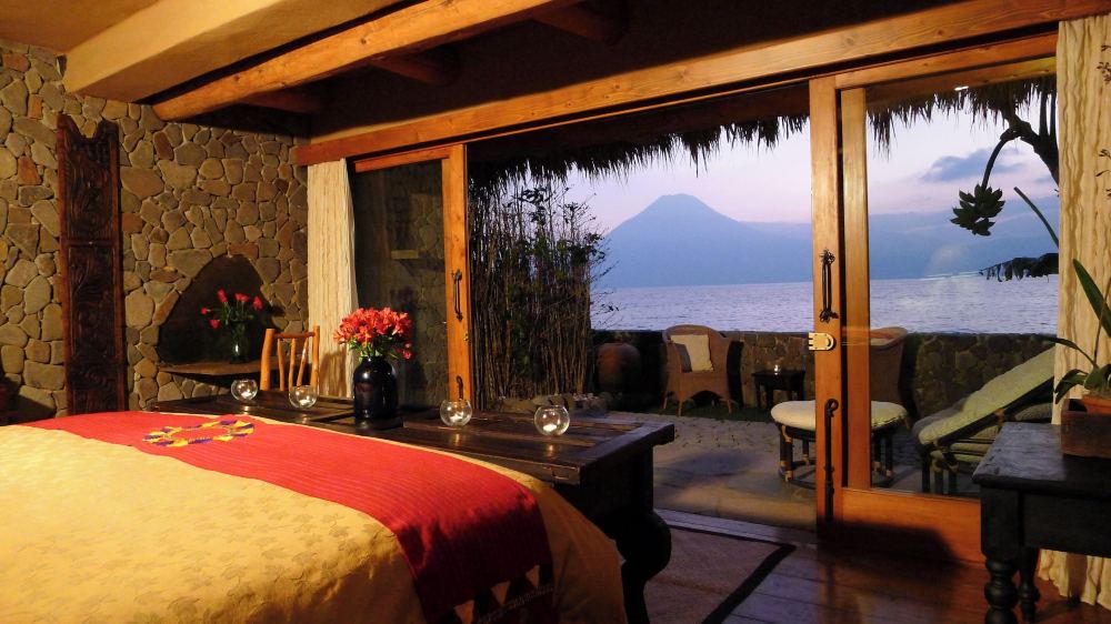 Laguna Lodge Eco-Resort & Nature Reserve Over view