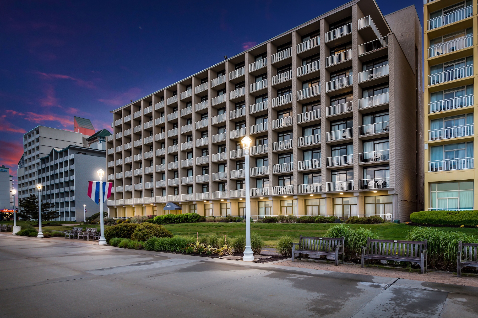 Country Inn & Suites by Radisson, Virginia Beach (Oceanfront), VA Over view