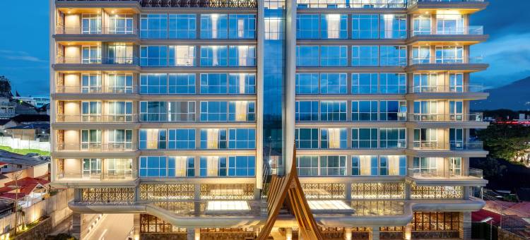 布吉廷吉圣卡酒店(Hotel Santika Bukittinggi)图片