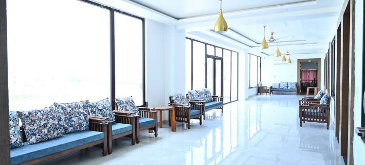 莲花门廊俱乐部及度假村(Lotus Portico Club & Resort)图片