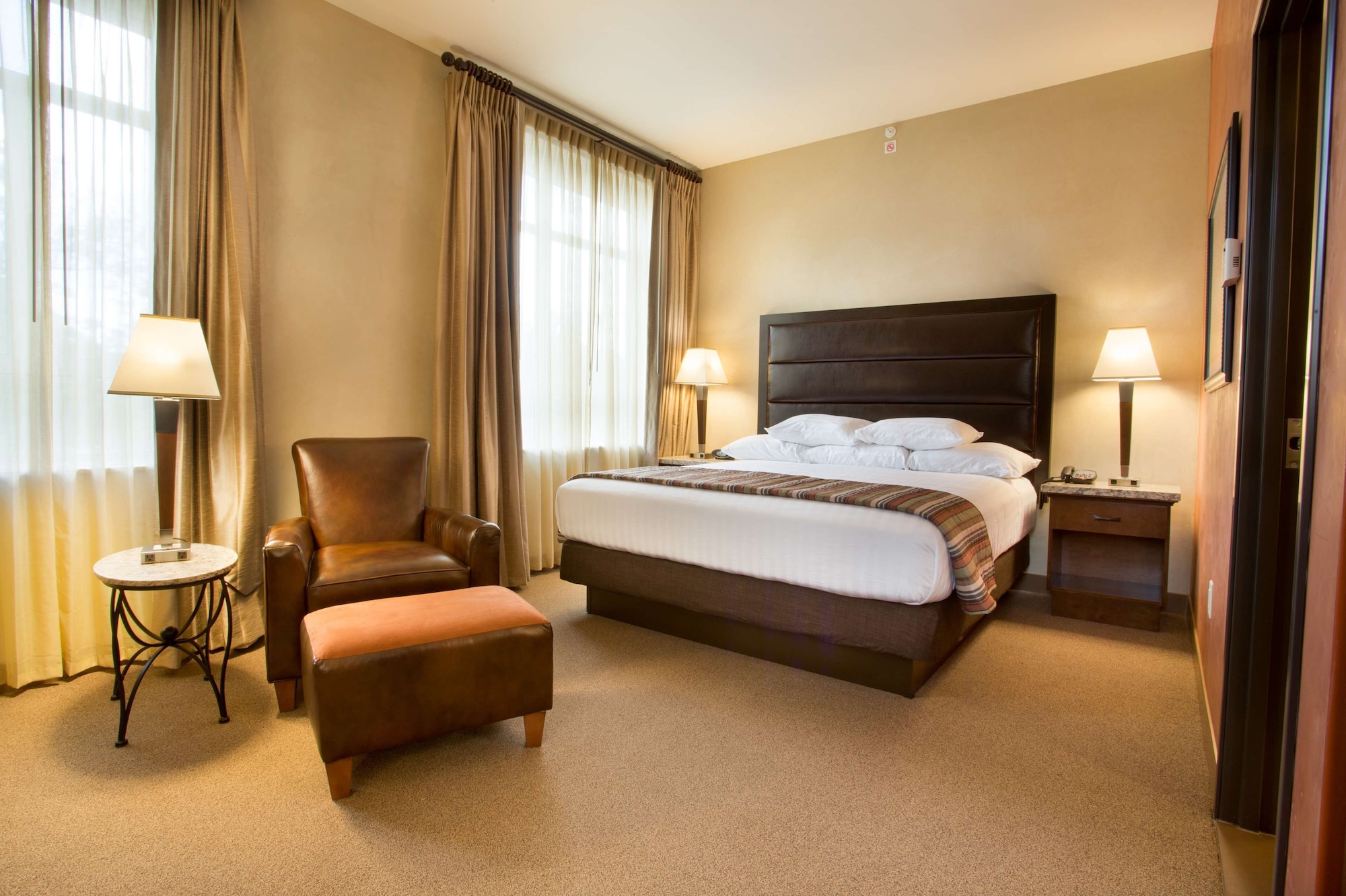 Drury Plaza Hotel in Santa Fe Over view