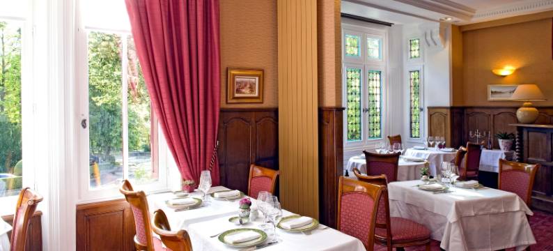 伯伊斯朱莉酒店(La Villa Bois Joli Hotel Restaurant)图片