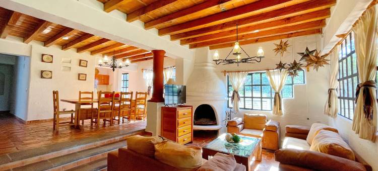 桑杜加拉戈钦钦扎(Sandunga Lago Tzintzuntzan)图片