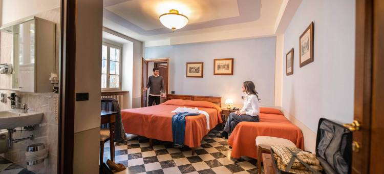 里贾纳公园酒店-带空调和泳池(Park Hotel Regina - with Air-Condition and Outdoor Heated Pool)图片