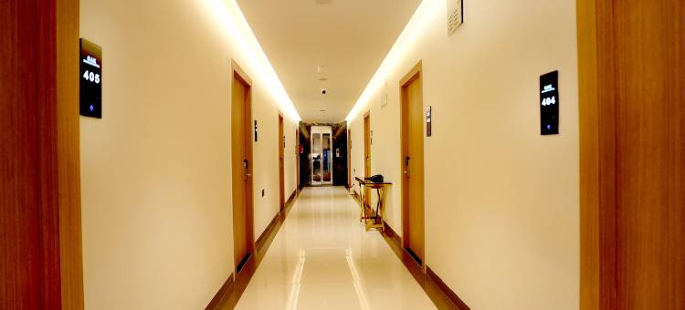 橡树商务酒店(Oak Business Hotel)图片