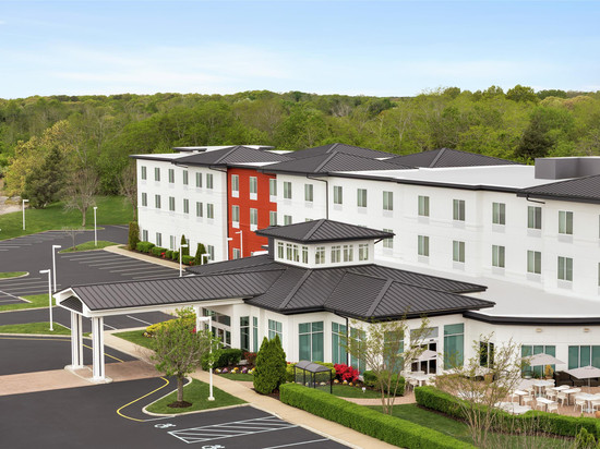 里弗黑德希尔顿花园旅馆