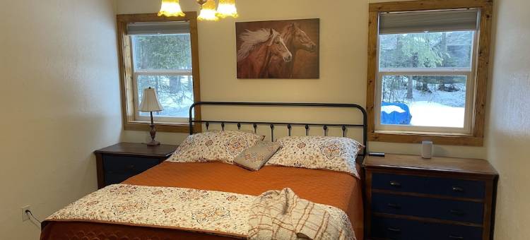 River Run山林小屋-距冰川国家公园20分钟的静谧之所(River Run Lodge - Your Tranquil Retreat 20 minutes from Glacier National Park)图片