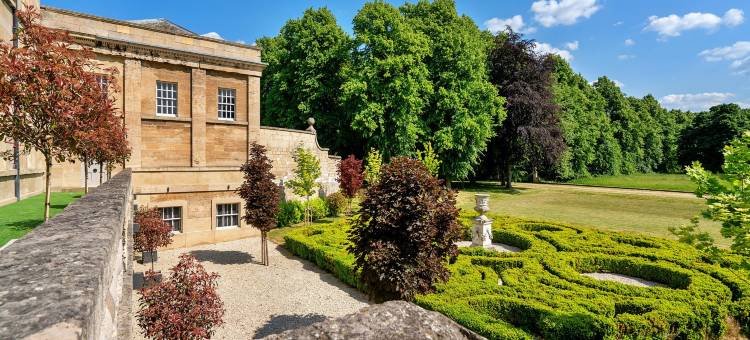 乔治安庄园希克尔顿设有17英亩花园的度假屋(Georgian Hall in Hickleton with 17-Acre Gardens)图片