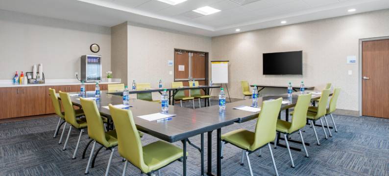 怀尔伍德-村庄智选假日套房酒店(Holiday Inn Express & Suites WILDWOOD – THE VILLAGES by IHG)图片