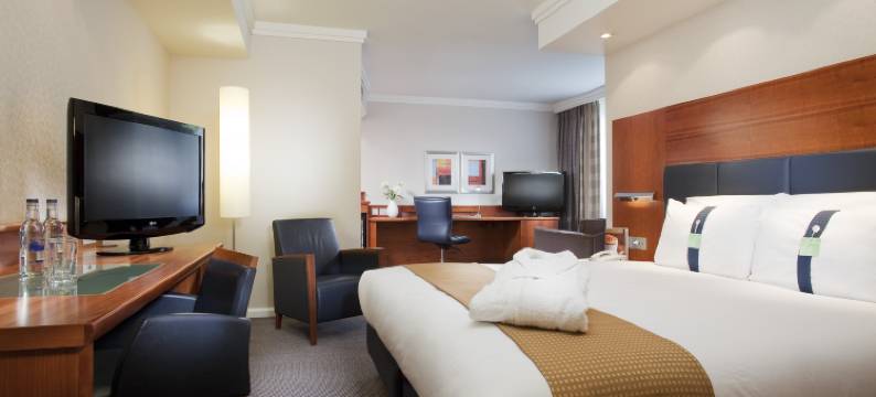 洲际酒店集团假日酒店梅登黑德温莎(Holiday Inn Maidenhead Windsor, an IHG Hotel)图片