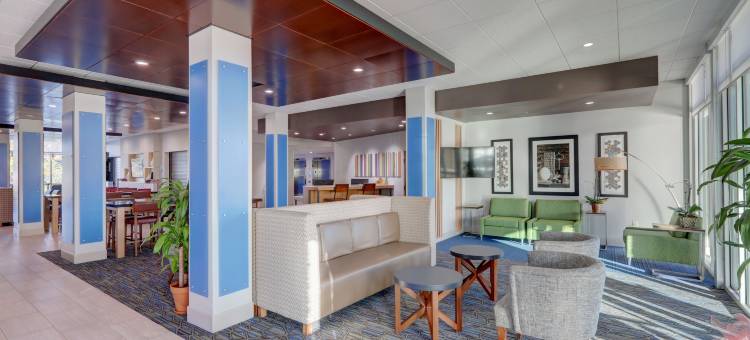 奥本市中心智选假日套房酒店(Holiday Inn Express & Suites Auburn Downtown)图片