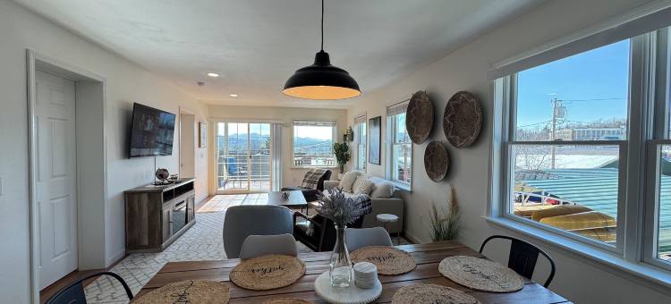 中央普莱西德湖 山景(Central Lake Placid Mountain Views)图片