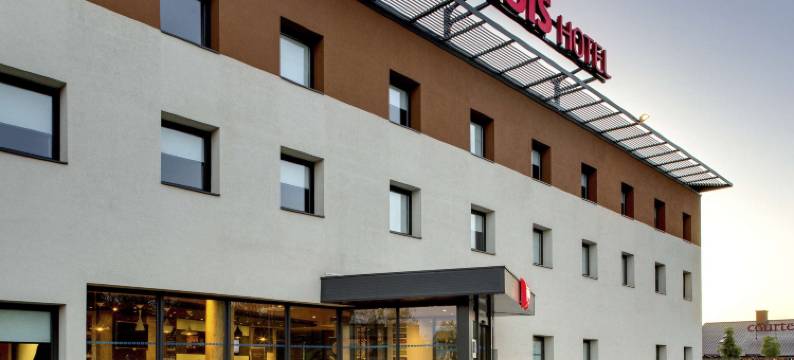 宜必思蒙索莱米讷酒店(Ibis Montceau-Les-Mines)图片