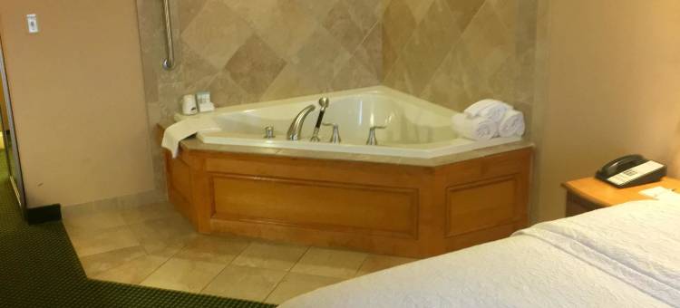 欢朋海斯北I-70公路酒店(Hampton Inn Hays-North of I-70)图片