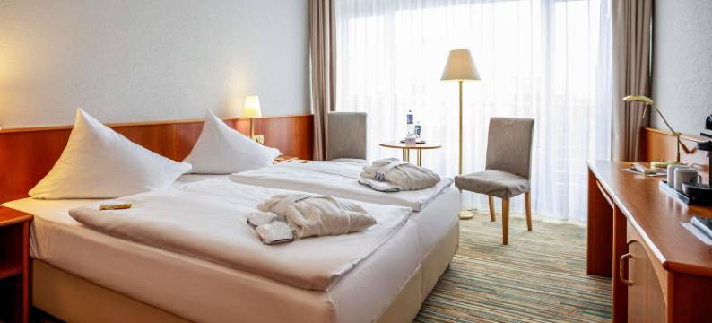 里萨德累斯顿艾尔布兰德美居酒店(Mercure Hotel Riesa Dresden Elbland)图片