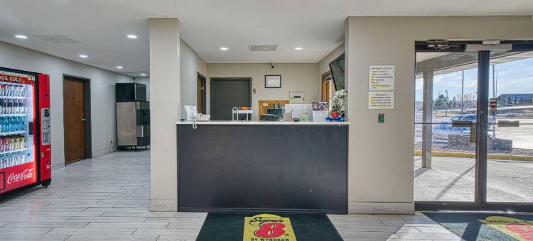 温泉城温德姆速8酒店(Super 8 by Wyndham Hot Springs)图片