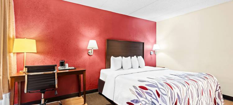 科特兰德红顶酒店(Red Roof Inn Cortland)图片