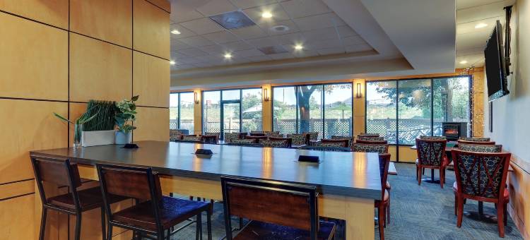 Holiday Inn Express 香港仔 - 切萨皮克HOUSE by IHG(Holiday Inn Express ABERDEEN-CHESAPEAKE HOUSE by IHG)图片