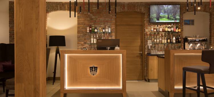 蓝道布鲁恩豪斯许洛斯酒店(Hotel Brunnenhaus Schloss Landau)图片