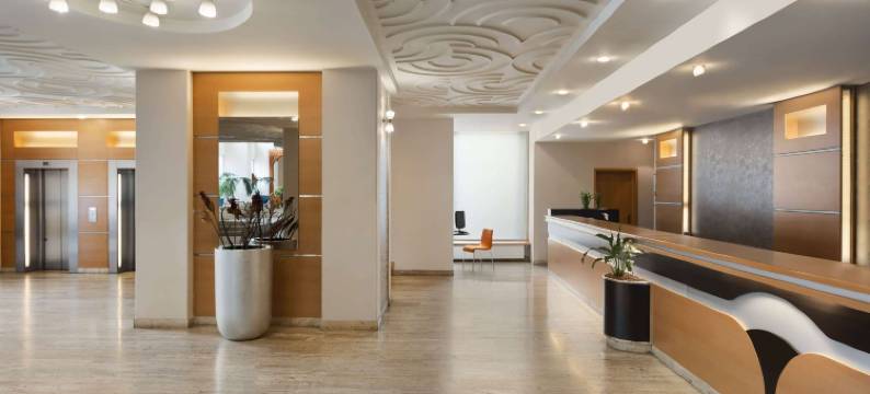 温德姆华美达布加勒斯特公园酒店(Ramada by Wyndham Bucharest Parc)图片