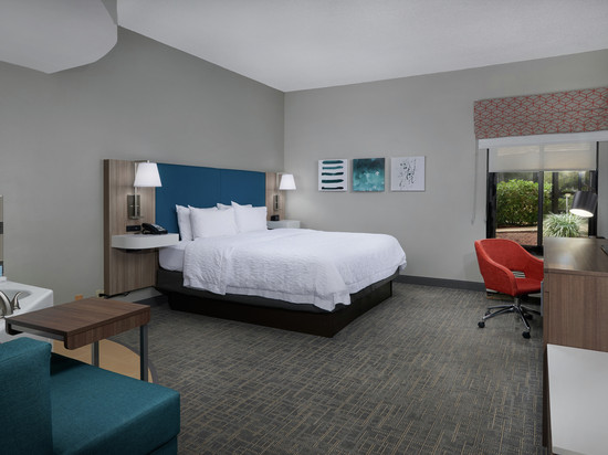 希尔顿欢朋酒店-朱庇特朱诺比奇