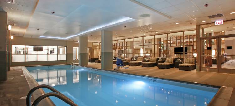 芝加哥市市区北岸希尔顿安泊酒店(Embassy Suites by Hilton Chicago Downtown River North)图片