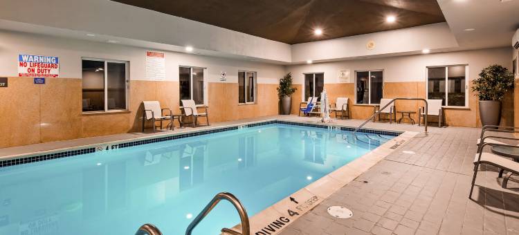 坎伯兰郡贝斯特韦斯特优质酒店(Best Western Plus New Cumberland Inn  Suites)图片