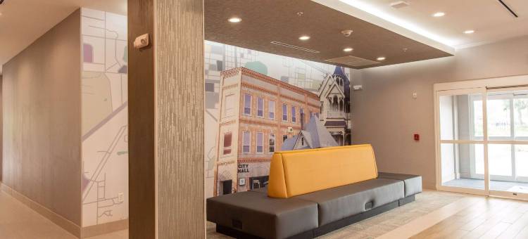 湖城拉昆塔温德姆套房酒店(La Quinta by Wyndham Lake City)图片