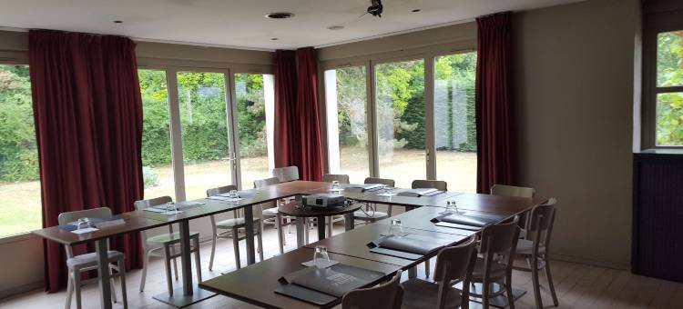 基里亚德尚蒂伊酒店(Kyriad Chantilly)图片