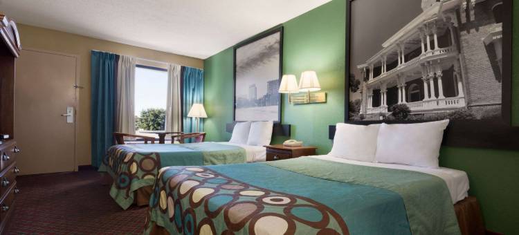 温德姆速8酒店哈蒂斯堡北/大学区(Super 8 by Wyndham Hattiesburg North/University Area)图片