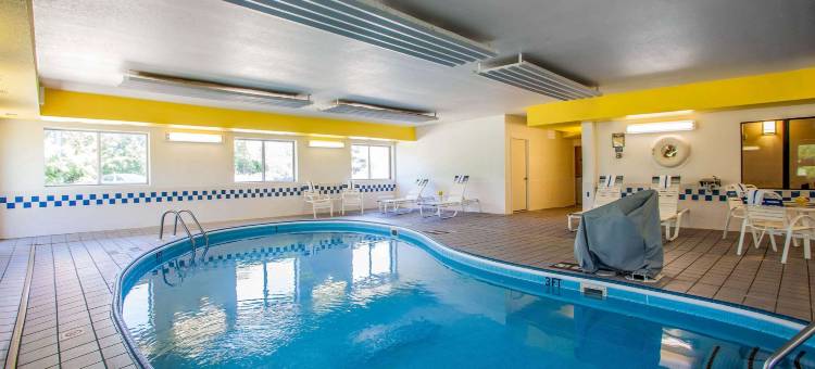 皮奥里亚I-74舒适套房酒店(Comfort Suites Peoria I-74)图片