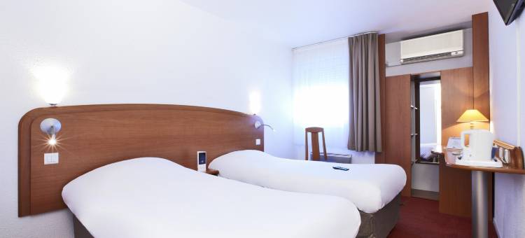 耶尔拉加德基里亚德土伦酒店(Kyriad Toulon - Hyeres - la Garde)图片