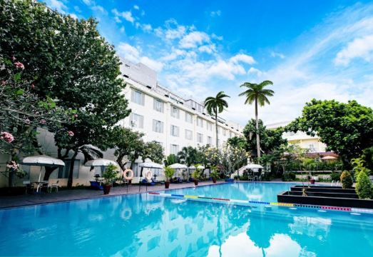 Hotel New Saphir YogyakartaHotel Overview