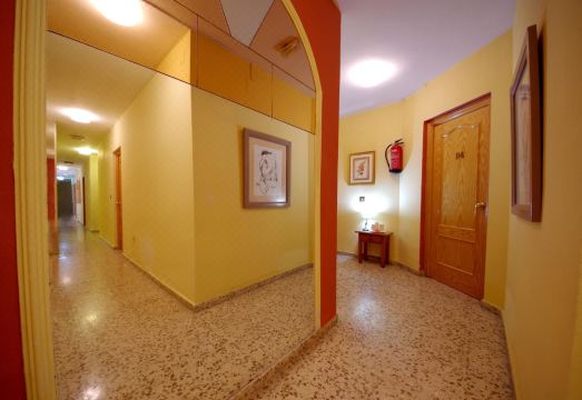 Hostal AzaharaHotel Overview