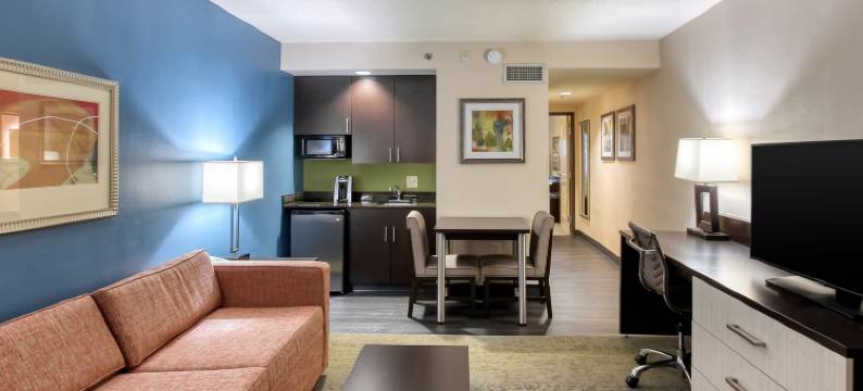Holiday Inn & Suites 亚特兰大机场北(Holiday Inn & Suites ATLANTA AIRPORT-NORTH by IHG)图片
