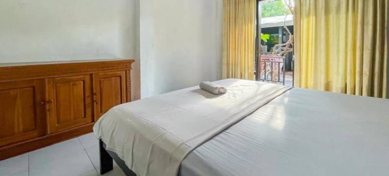 711 吉利特拉旺安米特拉红门酒店(711 Gili Trawangan Mitra RedDoorz)图片