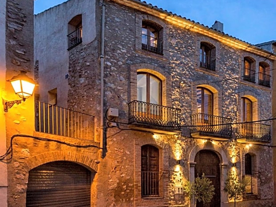 普里奥拉塔艾尔巴拉维特酒店