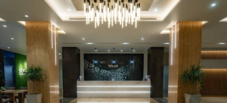 馨乐庭阿尔古布拉马斯喀特酒店(Citadines Al Ghubrah Muscat)图片