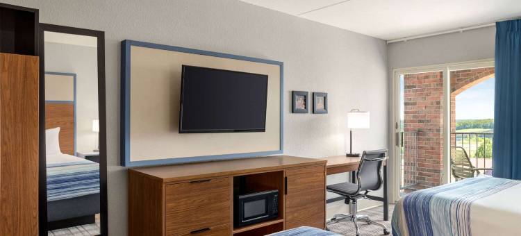 布兰森及会议中心美吟温德姆酒店(AmericInn by Wyndham Branson & Conference Center)图片