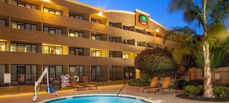 纳帕谷地区费尔菲尔德万怡酒店(Courtyard Fairfield Napa Valley Area)图片