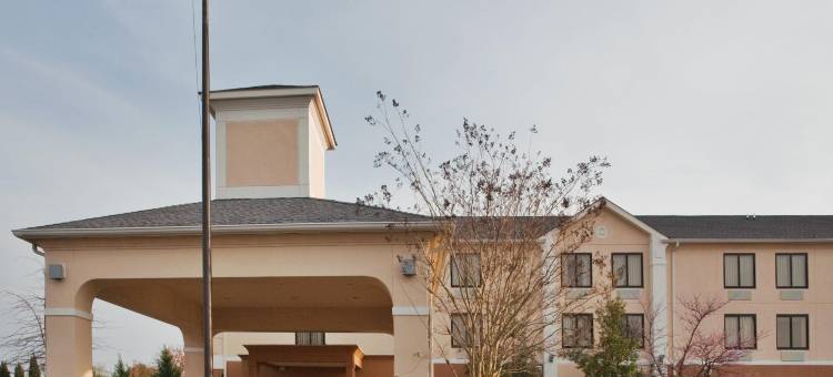 Holiday Inn Express 克莱顿(东南罗利)(Holiday Inn Express CLAYTON (SE RALEIGH) by IHG)图片