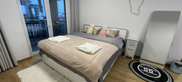 森海旅居刘经理公寓(闻涛路分店)图片