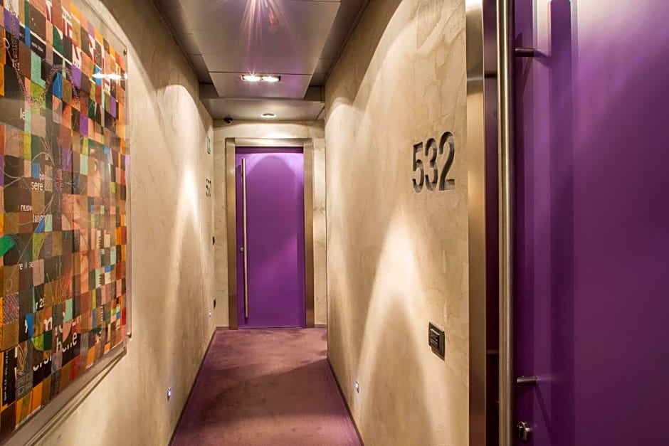 Hotel Ariston Over view