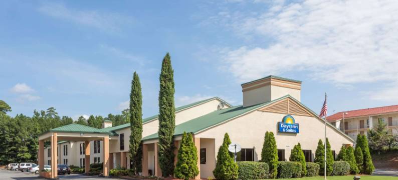 温德姆戴斯酒店及套房桃树角/诺克罗斯(Days Inn & Suites by Wyndham Peachtree Corners/Norcross)图片