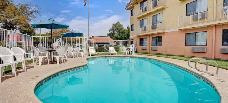 伍德兰德戴斯酒店(Days Inn by Wyndham Woodland)图片