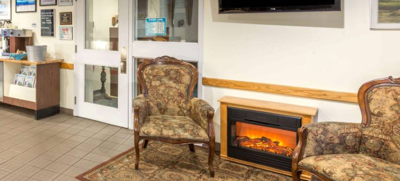 蒂尔森堡豪生酒店(Howard Johnson by Wyndham Tillsonburg)图片