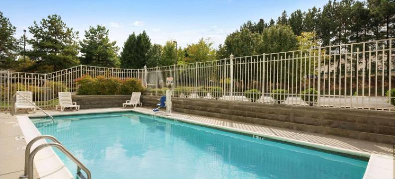 丽笙乡村套房酒店-乔治亚州诺克罗斯(Country Inn & Suites by Radisson, Norcross, GA)图片