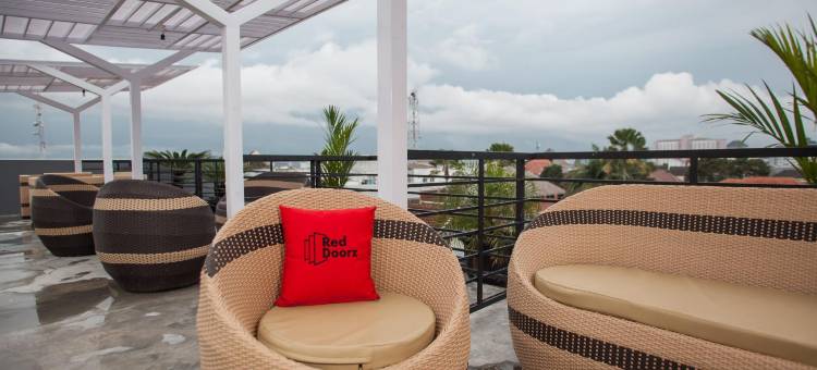 红多兹Plus酒店-近玛琅国立理工学院(RedDoorz Plus Near Politeknik Negeri Malang)图片