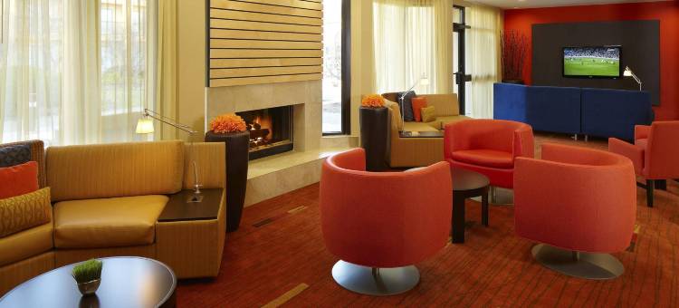 希尔顿贝滕多夫四城-spark酒店(Spark by Hilton Bettendorf Quad Cities)图片