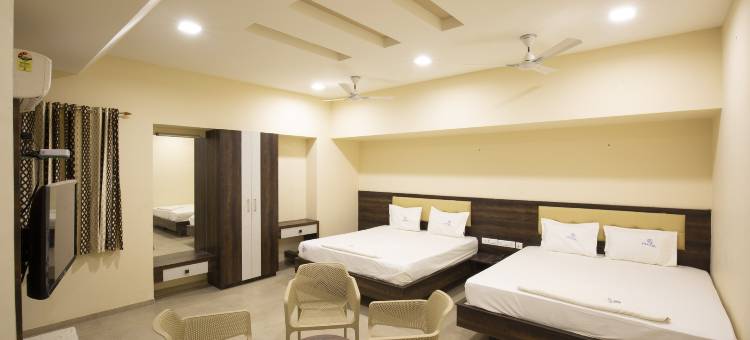 庞尼斯酒店(Ponnis Hotel)图片